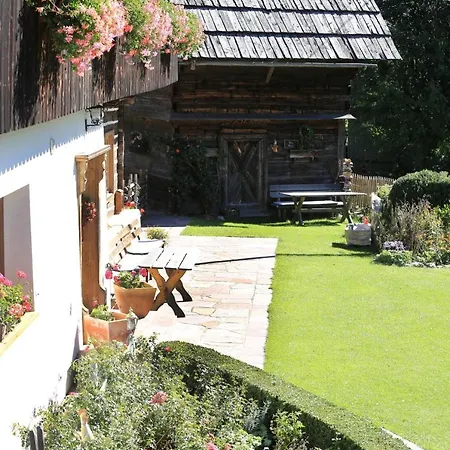 Matlhof Farm stay *